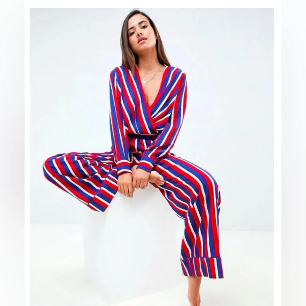 ASOS
NEW | ASOS Striped 2-Piece Set - Picture 2 of 7